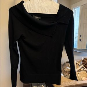 Whit House Black Market Sweater